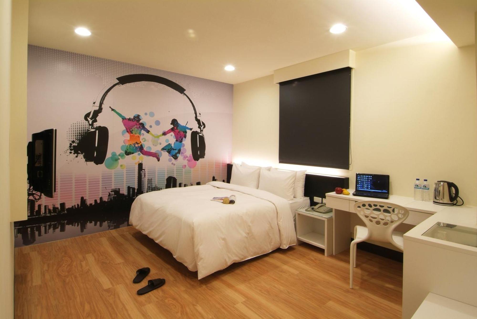 סינצ'ו סיטי Persimmon Hotel חדר תמונה